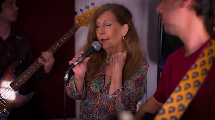 Carola Kemper, en un episodio del ciclo Sirenas rock, disponible en Canal Encuentro