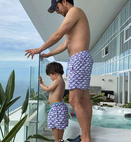 Carola y Checo Perez comparten momentos junto a su familia en redes sociales