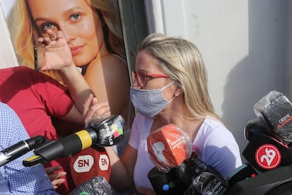 Carolina Píparo, poco antes de dar su testimonio en la fiscalía platense