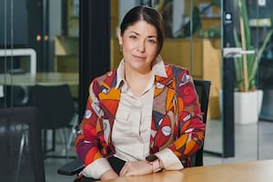 Carolina Escudero: “Quise devolver al periodista a su dimensión humana: sujeto de miedos, afectos e incertidumbres”