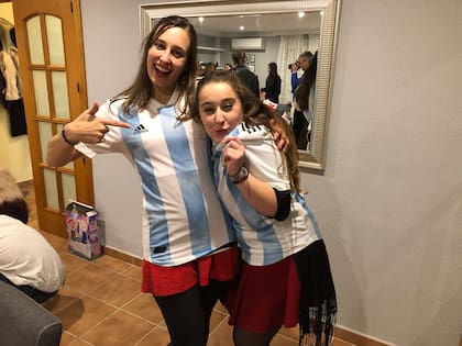 Carolina y Melanie, viven en Alemania (Berlín y Múnich).
