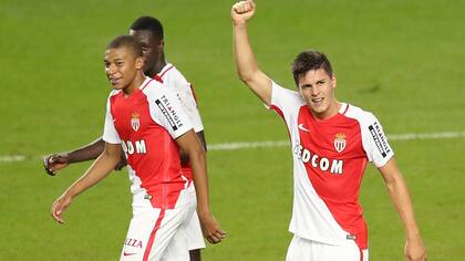 Carrillo hizo dos para la goleada de Monaco