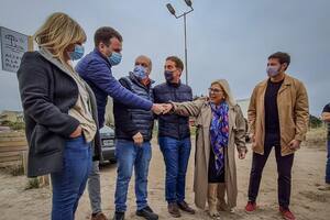 Carrió y Santilli se mostraron juntos en Pinamar
