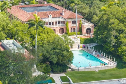 Carrollton School of the Sacred Heart es uno de los colegios más prestigiosos que se ubica en las cercanías de la comunidad