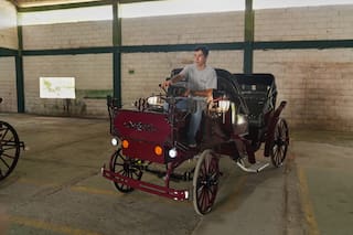 Cartagena reemplaza los coches de caballos por carruajes eléctricos por bienestar animal
