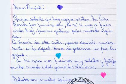 La mayoría de las cartas están escritas de puño y letra