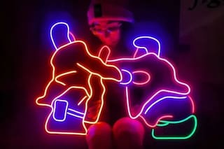 Tazas, muñecos y luces de neón: todo el merchandising de una pelea tan brutal como inolvidable