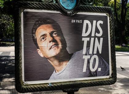 Cartelería, afiches y la disputa por las paredes