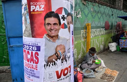 Carteles de Rodrigo Paz en La Paz