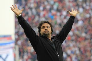 Caruso Lombardi pide un bono para los DT que "no tienen un mango ni obra social"