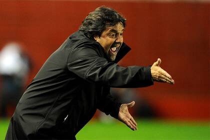 “Muchos dirigentes son cagones y otros no saben nada”, dispara Ricardo Caruso Lombardi