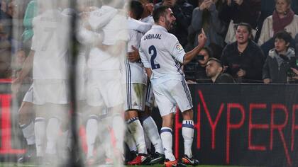 Carvajal reaccionó contra los hinchas culés tras el gol de Ramos