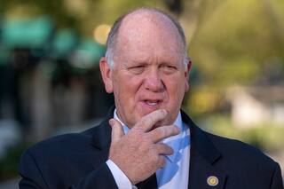 Casa Blanca respalda al "zar fronterizo" tras informes de que aceptó soborno de US$50.000