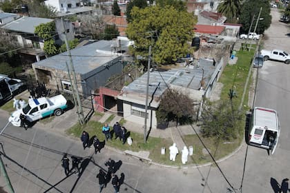 Casa en Florencio Varela donde hallaron los cadáveres del triple femicidio de Brenda Castillo (20), Morena Verdi (20) y Lara Morena Gutiérrez (15).