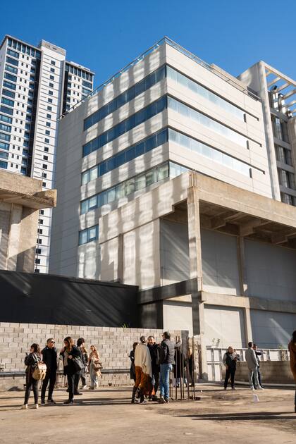 CASA FOA edificio #8: el de este año es en Madero Harbor, Lola Mora 421