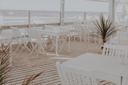 Casa Mar, en Pinamar. "El parador es divino y ya estamos planeando la próxima temporada", dice Lisandro.