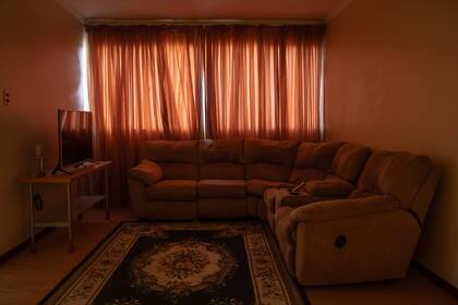 Casas abandonadas en Maracaibo, que ha sido vaciada por un éxodo masivo de residentes que abandonan el país en busca de mejores oportunidades económicas. (Marian Carrasquero NYT)