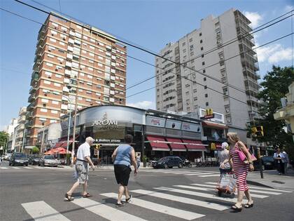 Casas clásicas, avenidas intensas, en el devenir diario