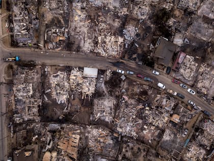 Casas destruidas por los incendios en El Olivar, Viña del Mar, Valparaíso. (Cristóbal Olivares/The New York Times)