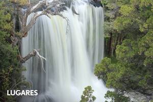El circuito de cascadas ocultas que da vida al campo de tulipanes