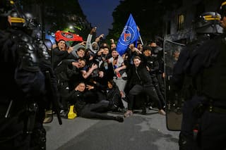 Casi 130 arrestos en París durante festejos por el pase del PSG a la final de la Champions
