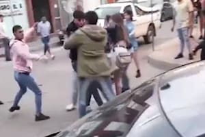 Violenta pelea a la salida de un boliche: una joven fue apuñalada y un policía sufrió convulsiones