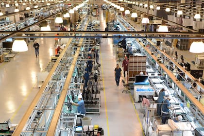 “Casi el 30% (de las empresas) registró subas en la producción, superando a aquellas con caída (26,5%) por primera vez desde el relevamiento de julio de 2022″, relevó el informe de la UIA.