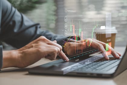 Casi una cuarta parte de los encuestados que no poseen criptomonedas afirmó que consideraría usarlas si pudieran pagar bienes y servicios con ellas