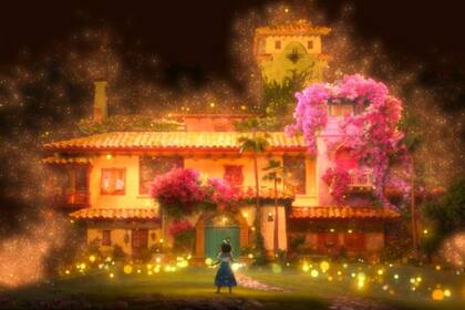 'Casita' es un personaje de la familia Madrigal. Espinosa explica que las casas en Barichara están vivas porque son casas que están hechas de tierra, de material orgánico