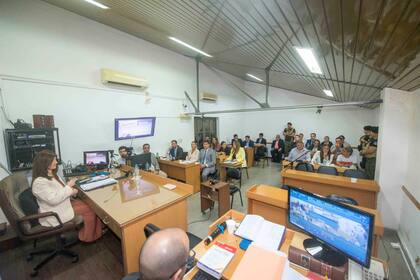 Caso Cecilia Strzyzowski: cerraron los alegatos y pidieron perpetua para César, Marcela y Emerenciano Sena