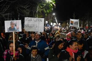 Vecinos realizan una multitudinaria marcha en Goya y piden por la aparición con vida de Loan