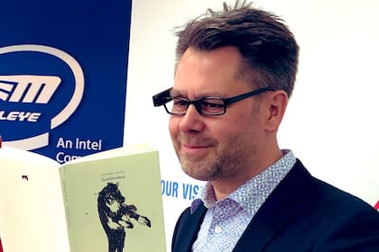 Casper Klynge, embajador danés ante la industria tecnológica, durante una visita en Israel a las oficinas de Mobileye, una firma de Intel