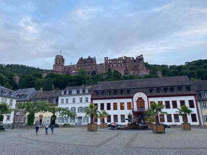 Castillo de Heidelberg desde Karlsplatz.