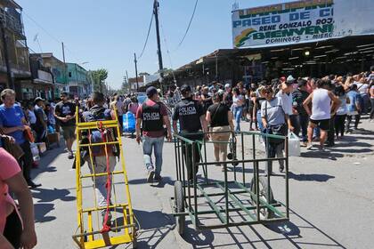 Castillo está acusado de liderar organizaciones que explotaban ilegalmente los puestos de La Salada en Lomas de Zamora