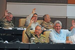 Cuba adelantó un día la salida de Castro y el ascenso de Díaz-Canel