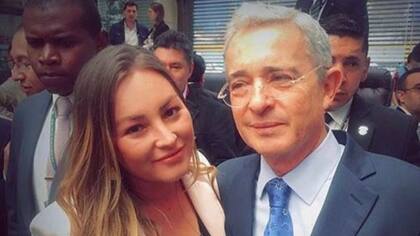 Catalina con el expresidente Álvaro Uribe.