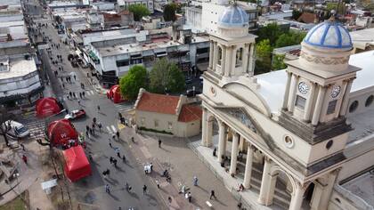 Catedral de Morón, peregrinación a pie a Luján