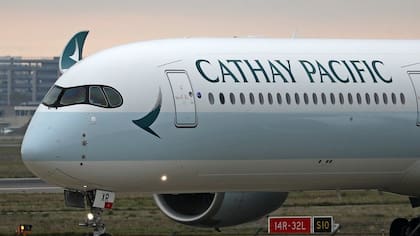Cathay Pacific también subió sus tarifas
