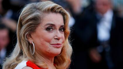 Catherine Deneuve dio su opinión sobre el acoso sexual y fue duramente criticada