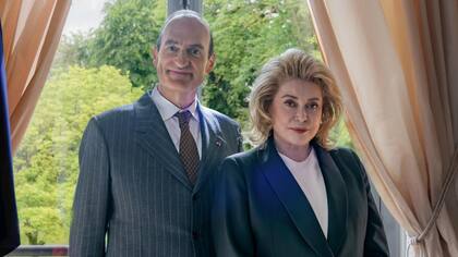 Catherine Deneuve encarna a Bernadette Chirac en una historia real con mucho humor.