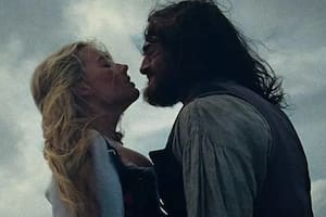 Cómo “Cumbres Borrascosas” se convirtió en la película más polémica del año