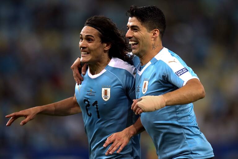 Luis Suárez y Edinson Cavani vuelven a la selección uruguaya y estarán disponibles para jugar contra la Argentina en las eliminatorias