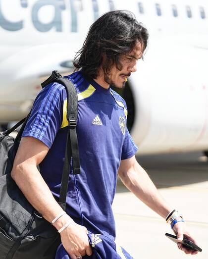 Cavani, este lunes, en la llegada del plantel a Nashvillle