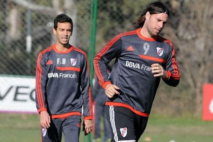 Cavenaghi se entrena diferenciado por su lesión