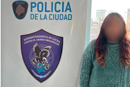 Cayeron las reposteras de los "postres felices"
 La Policía de la Ciudad detuvo a dos mujeres de nacionalidad ecuatoriana de 22 y 23 años que aprovechaban el emprendimiento de pastelería que tenían en el Centro porteño para vender marihuana y drogas de diseño.