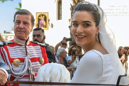 Cayetano y Bárbara se conocieron en 2016,
en una fiesta en Marbella, cuando ella tenía 20 años y él, 52. “Es el amor de mi vida. Nunca había conocido a alguien tan afín”, dijo en una entrevista reciente el aristócrata