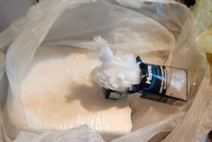 Fueron secuestrados poco más de cinco kilos de cocaína