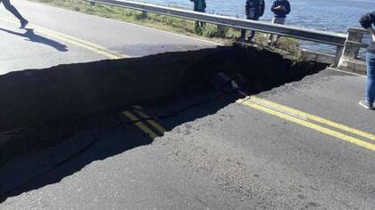Cayó un puente y quedaron incomunicados Junín y Lincoln