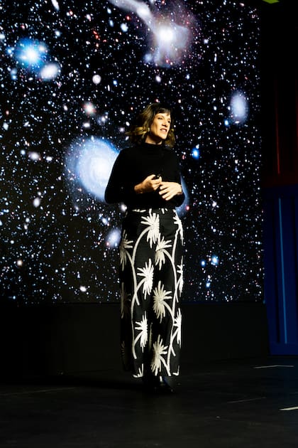 Cecilia Garraffo es argentina. Licenciada en Astronomía (UNLP) y doctora en física (UBA), y es la fundadora y directora del Instituto AstroAI del Centro de Astrofísica de Harvard y Smithsonian, desde 2022.