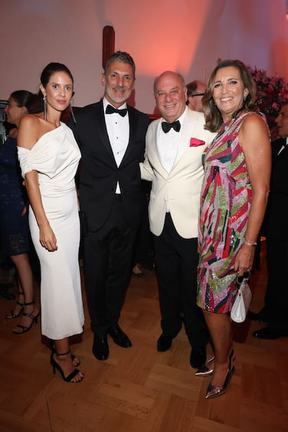 Cecilia González, Leo Mateu, Martín Cabrales y Dora Sánchez.